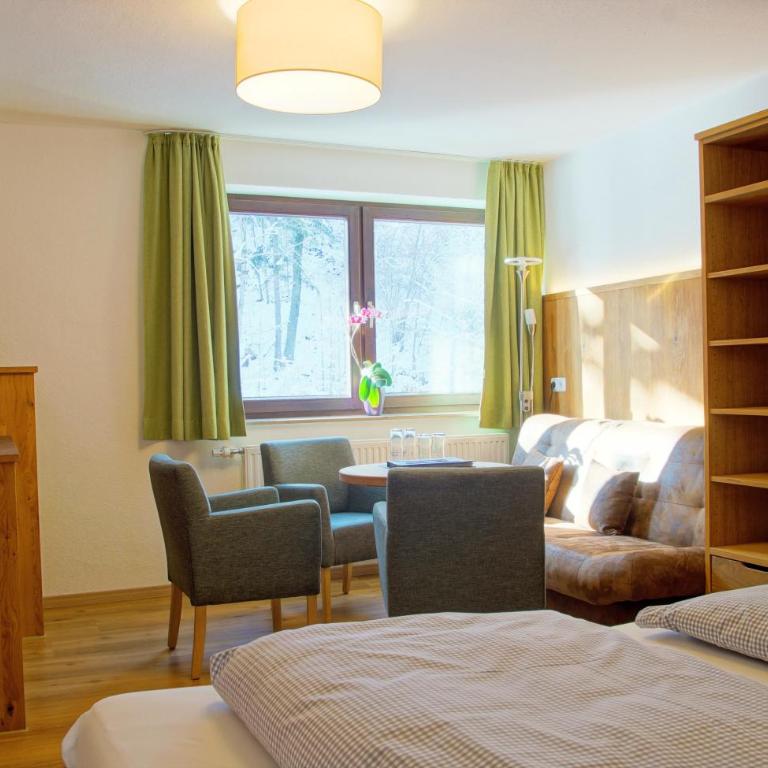 Hotel Waldmann - Vierbettzimmer - 10