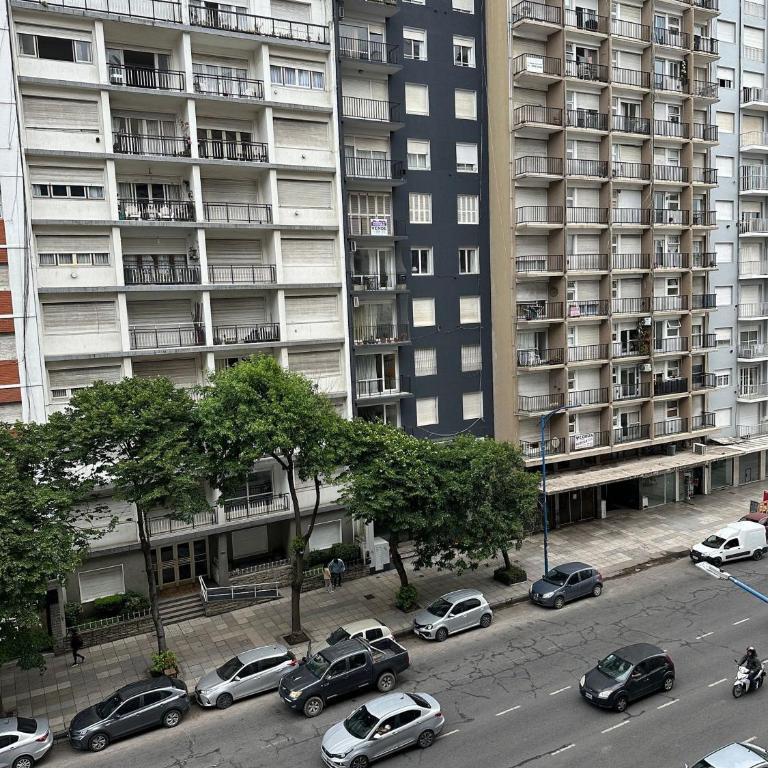 Cómodo departamento a media cuadra de PLAZA COLON - Apartamento - 24