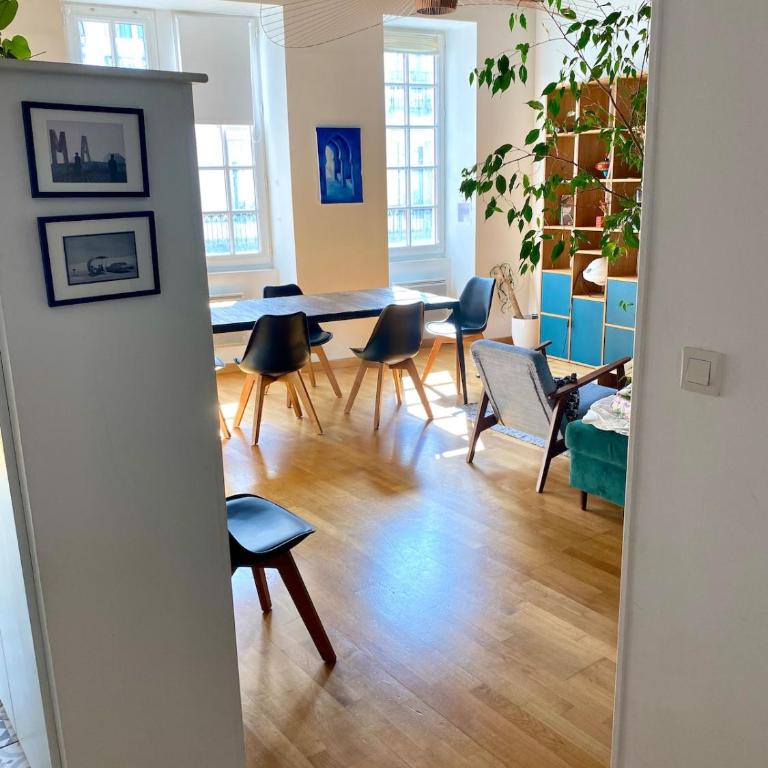 Le Verrerie with 2 bedrooms, Historic Center - Appartement 2 Chambres - 1