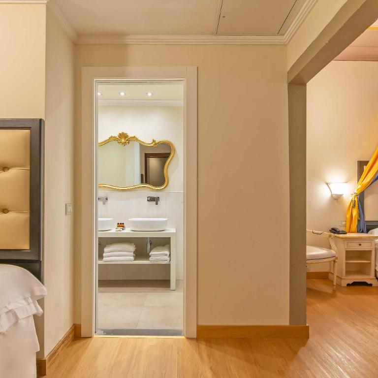 Hotel Porta Faenza - Quintuple Room - 4