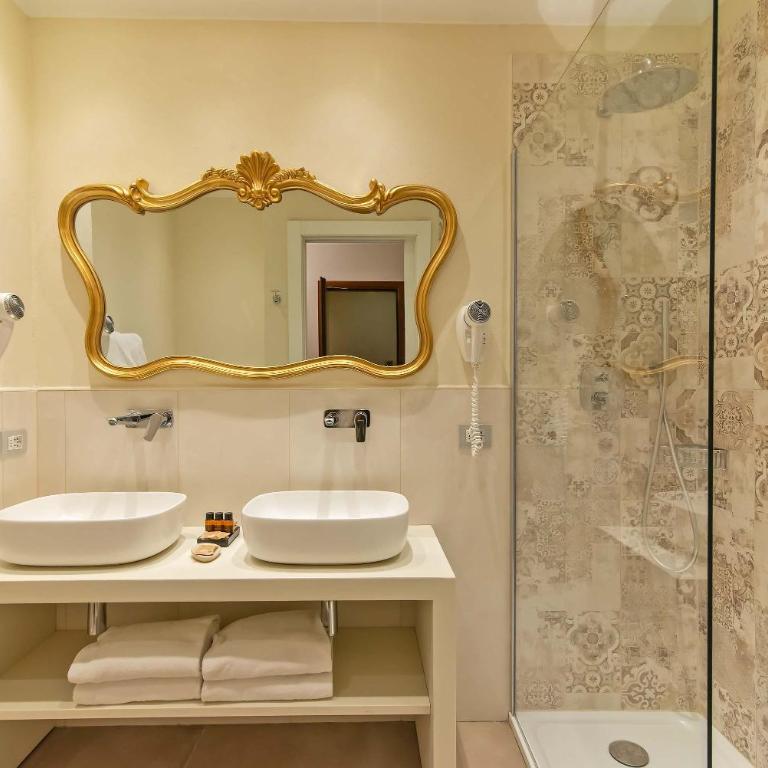 Hotel Porta Faenza - Quintuple Room - 5