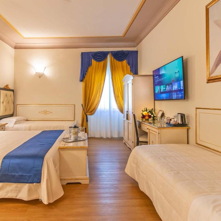Hotel Porta Faenza - Quintuple Room - 7