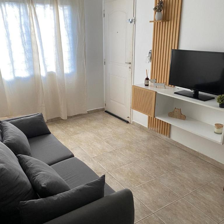 Casa del Roble - Two-Bedroom House - 7