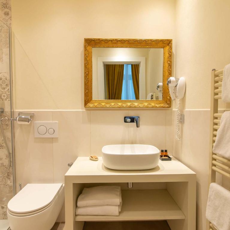 Hotel Porta Faenza - Double or Twin Room - 5