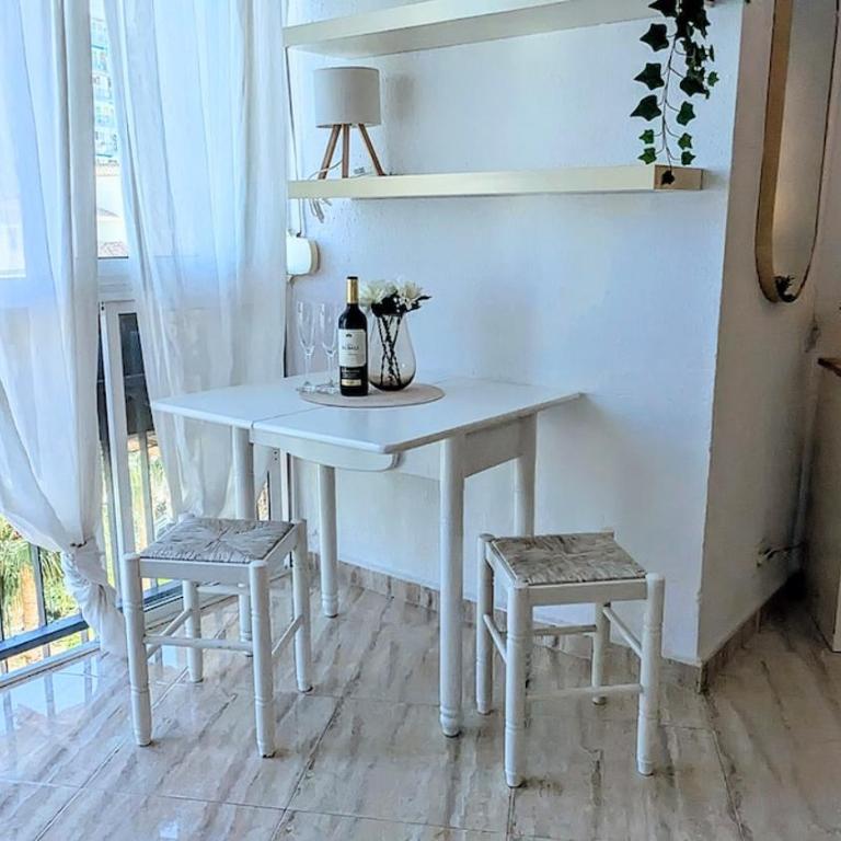 Seaview Studio in Benalmádena right by the beach - Apartamento de 1 dormitorio - 14