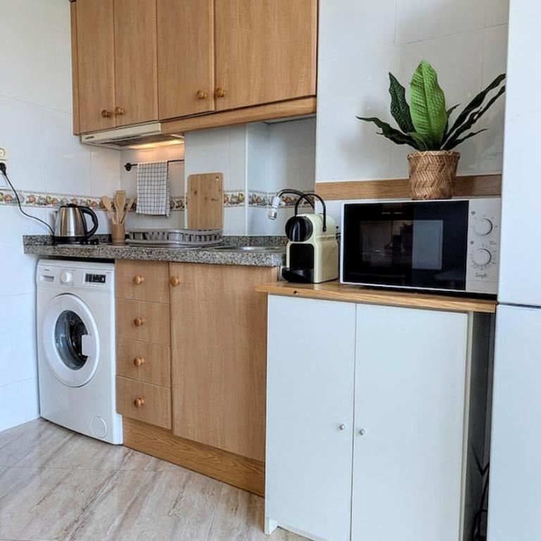 Seaview Studio in Benalmádena right by the beach - Apartamento de 1 dormitorio - 20