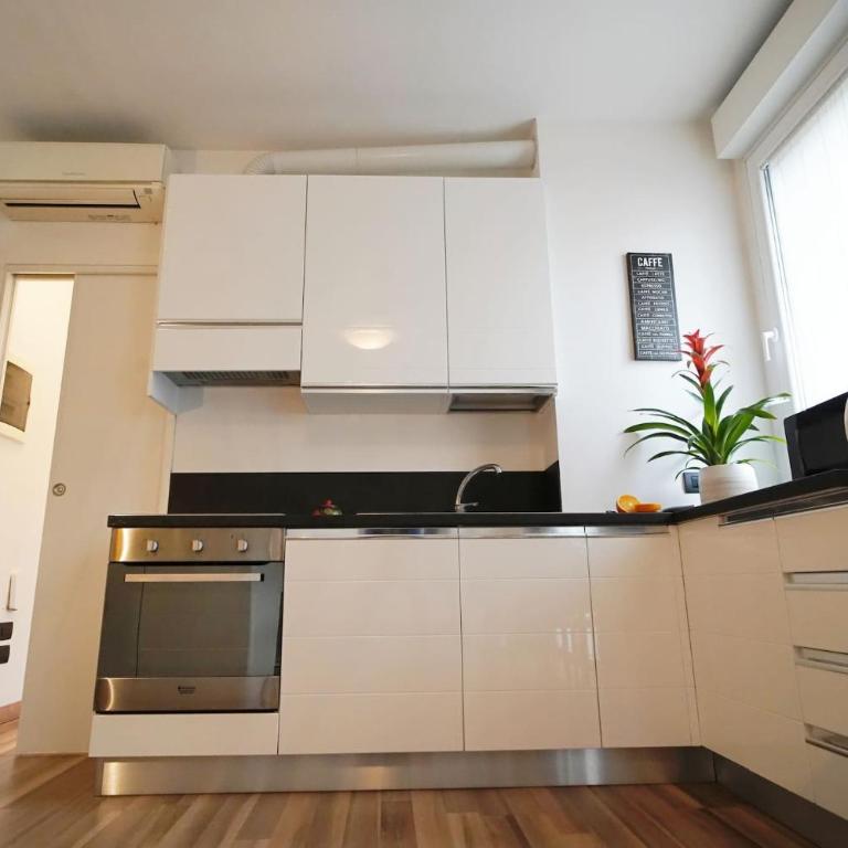 Palazzo Candiani - Stylish Apartments steps from PoliMi Bovisa Campus by Rentopolis - Monolocale Matrimoniale Deluxe - 11