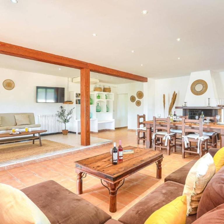 Villa Can Guaita by Villa Plus - Villa - 4