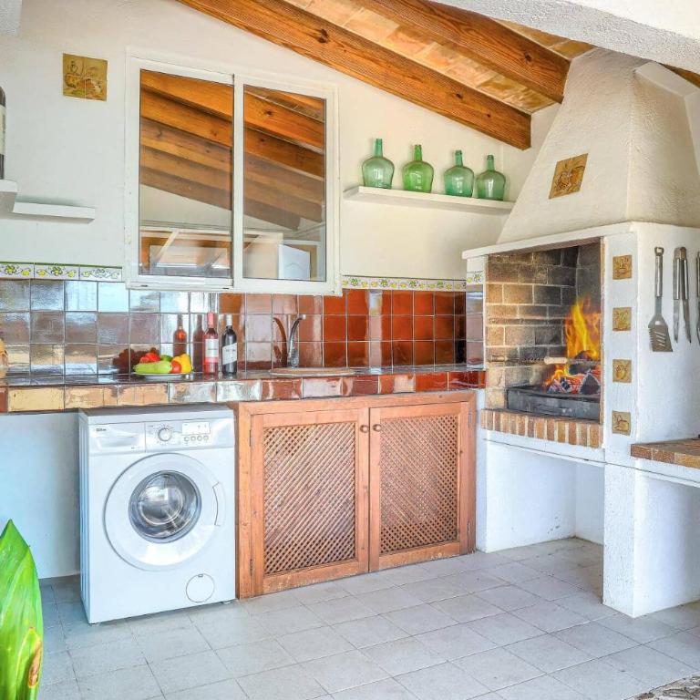 Villa Can Guaita by Villa Plus - Villa - 10