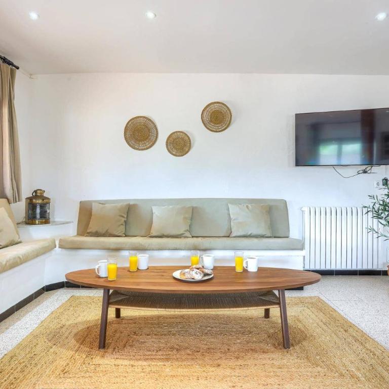 Villa Can Guaita by Villa Plus - Villa - 18