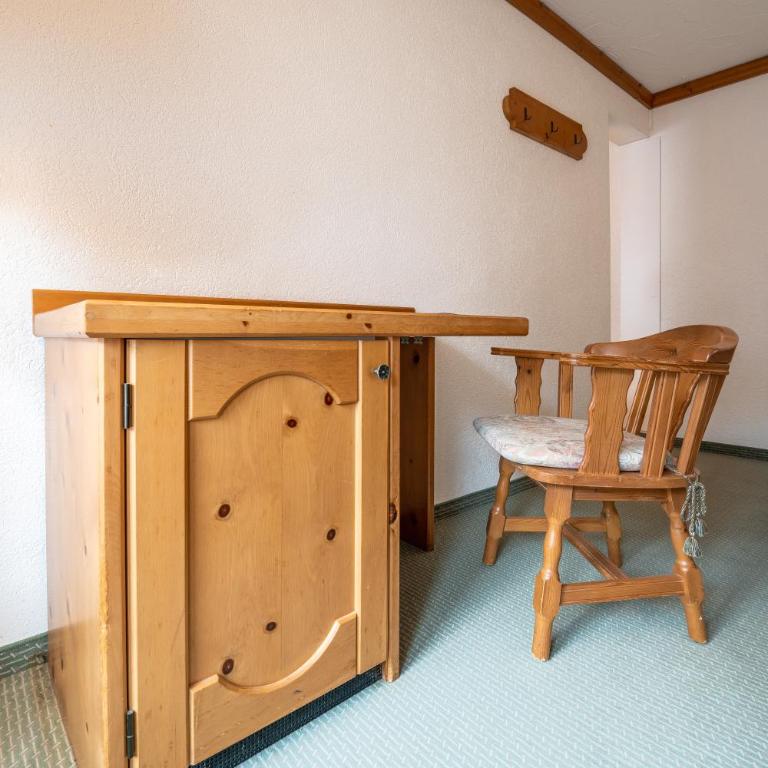 Hotel Christiania Saas-Fee - Standard Doppelzimmer Süd - 4