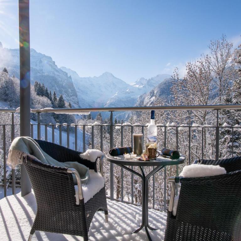 Chalet Mittaghorn Apt 4 - Superior Apartment mit Balkon - 1