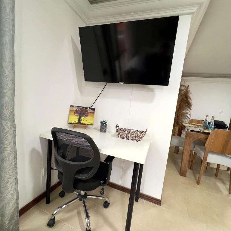 Apto Multicentro Cali | Piscina, Home Office, 2HB - Apartamento de 2 dormitorios - 4