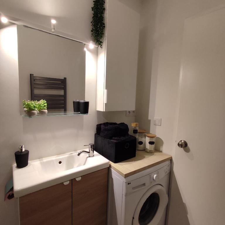 Studio Cosy, résidence sécurisée, parking privé - Appartement 1 Chambre - 8