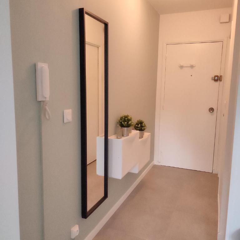 Studio Cosy, résidence sécurisée, parking privé - Appartement 1 Chambre - 17