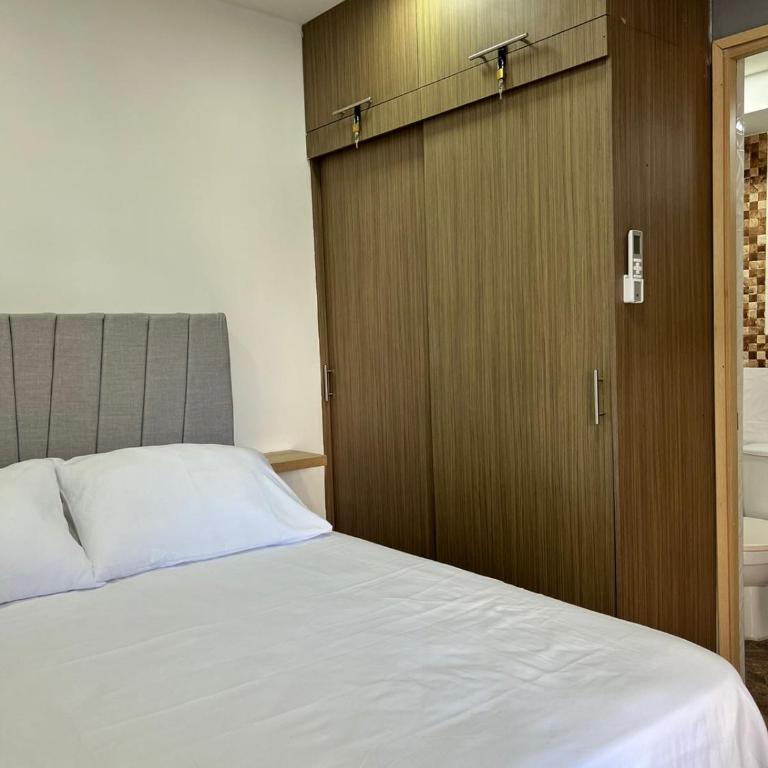 Moderno Rincón Urbano - Three-Bedroom Apartment with Balcony - 8