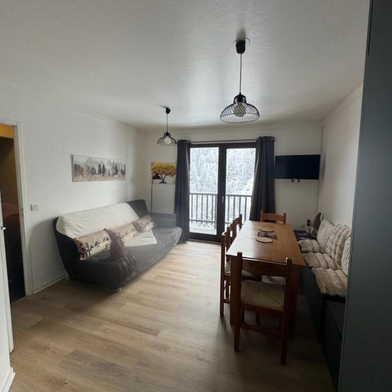 Duplex 8 pers au pied des pistes Valfréjus - Apartamento de 3 dormitorios - 4