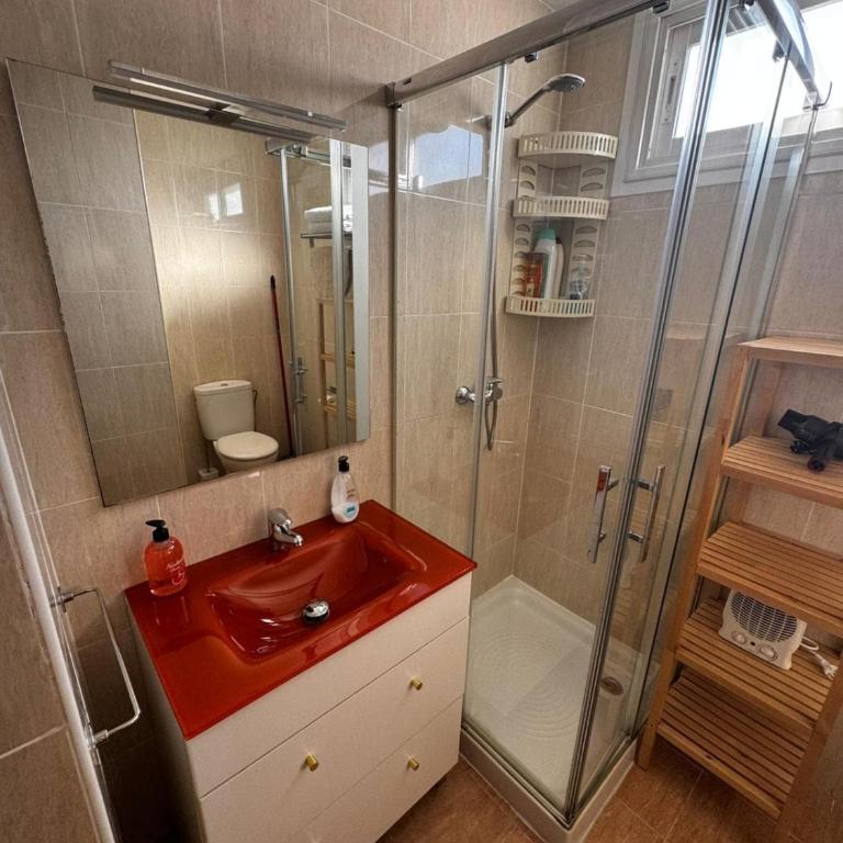 Cozy Apartment Madrid - One-Bedroom Apartment - 8