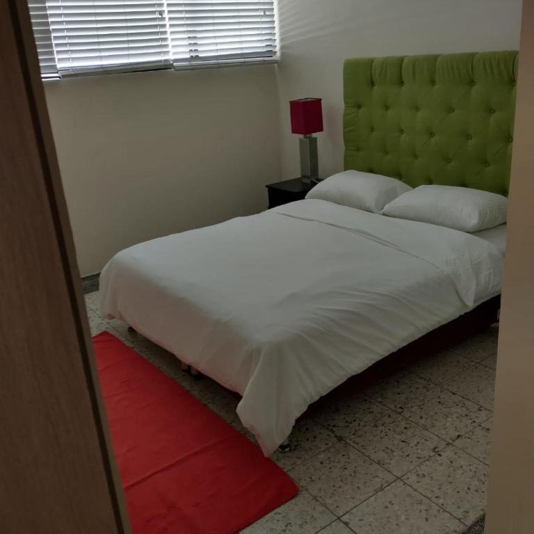 Casa - EL LAGUITO - Four-Bedroom House - 28