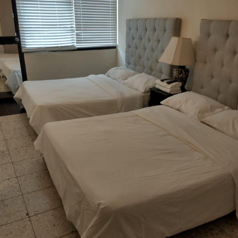 Casa - EL LAGUITO - Four-Bedroom House - 29