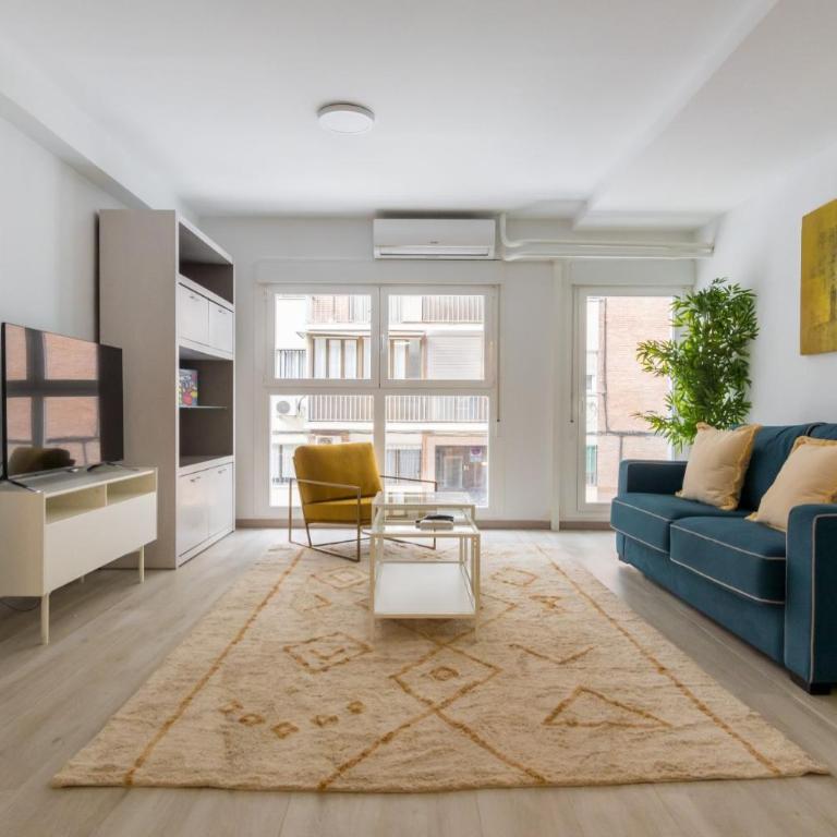 Bright new and wide- 1Bd 1Bth- Delicias - One-Bedroom Apartment - 1