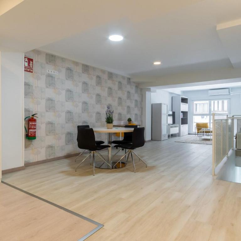 Bright new and wide- 1Bd 1Bth- Delicias - One-Bedroom Apartment - 13