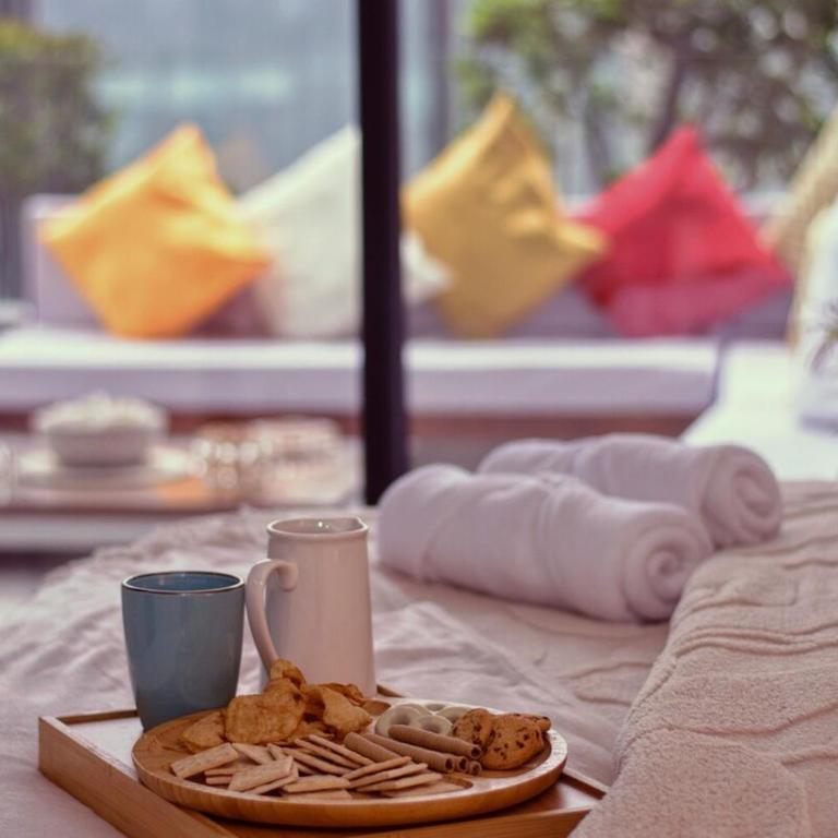 Large Terrace, Premium Location Free Parking - Apartamento de 2 dormitorios - 1