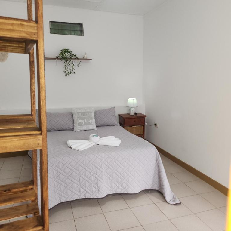 Bambú Los Perales Depto Familiar con Asador, patio, Aire Acondicionado y estacionamiento - Deluxe One-Bedroom Apartment with Garden View - 9