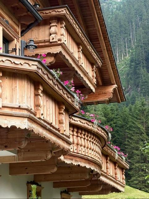 die Floite - Ferienwohnung - Ginzling - Apartment mit 2 Schlafzimmern und Bergblick - 3