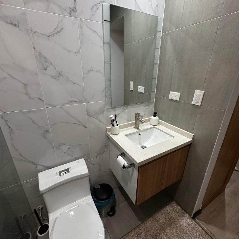 Modern and cozy with pool apartment - Apartamento familiar de 1 dormitorio - 10