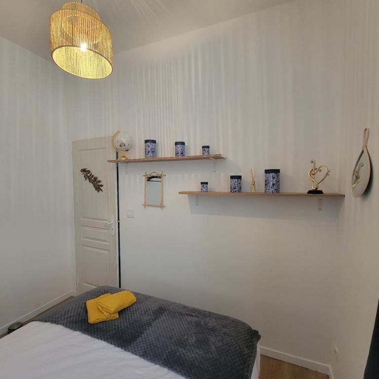 Le plein centre rez de chaussee au cœur de Calais - Appartement 2 Chambres - 24