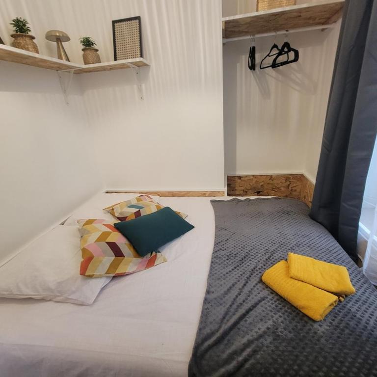 Le plein centre rez de chaussee au cœur de Calais - Appartement 2 Chambres - 42