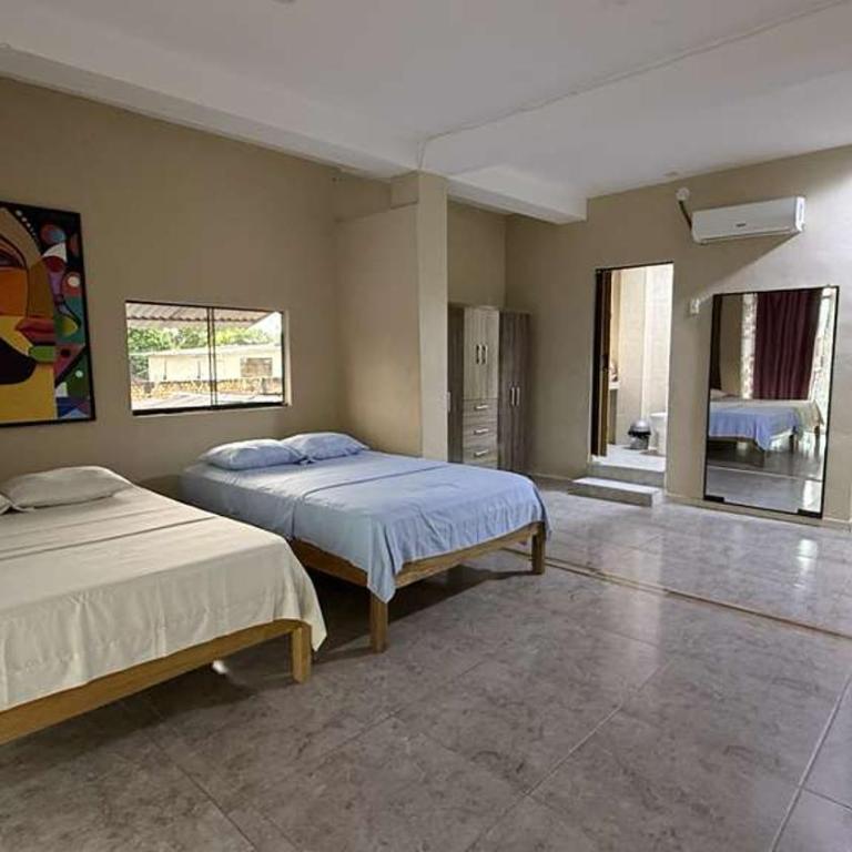 Casa de Perú Iquitos- Boutique Hotel - Deluxe Double Room with Balcony - 1