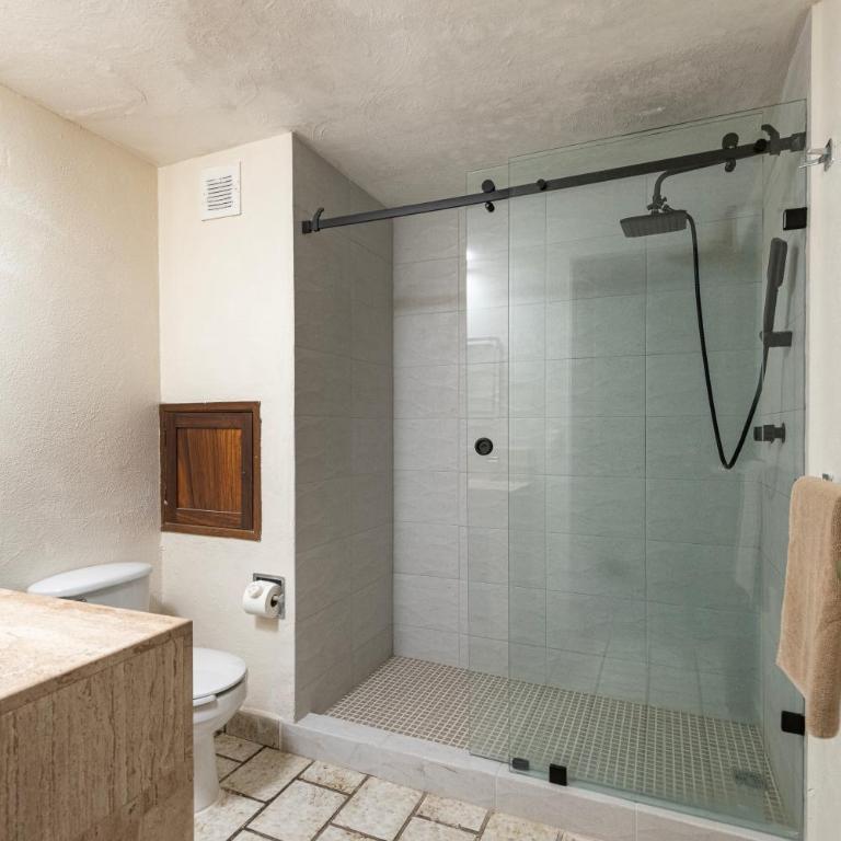2BR Oceanside Resort Condo Pool & Private Beach - Apartamento de 2 dormitorios - Frente al océano - 7