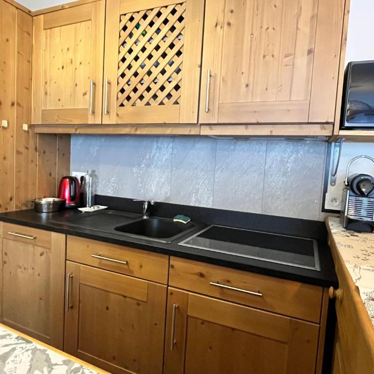 Appartement T3 cosy près du centre avec terrasse et parking - FR-1-624-114 - Apartment - 10