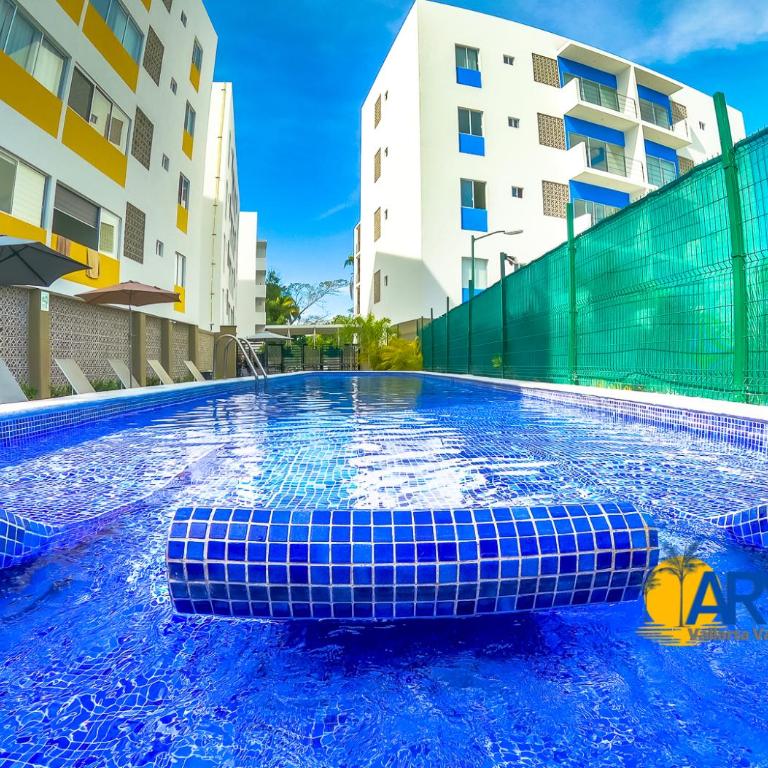 Departamento equipado, cercano al aeropuerto y con Alberca - Apartamento de 3 dormitorios - 1