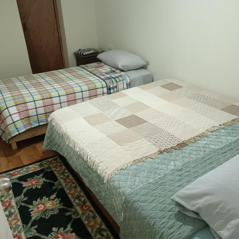 Hostal poetas de Cartagena - Twin Room with Private Bathroom - 6