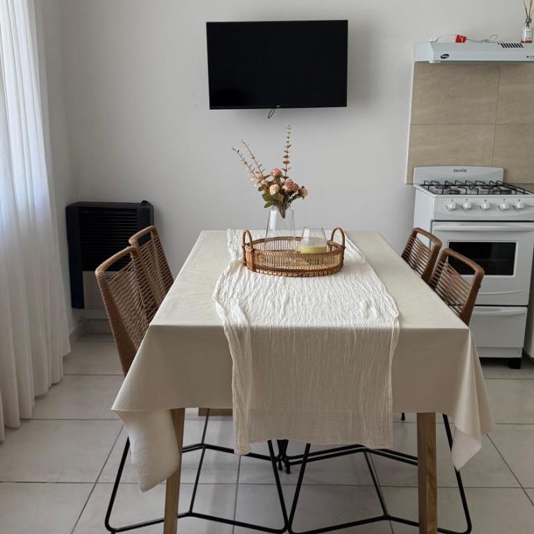 Amelie 2 - One-Bedroom Apartment - 1