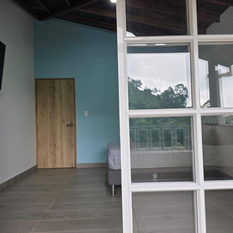 Finca La Rosa - Five-Bedroom House - 23