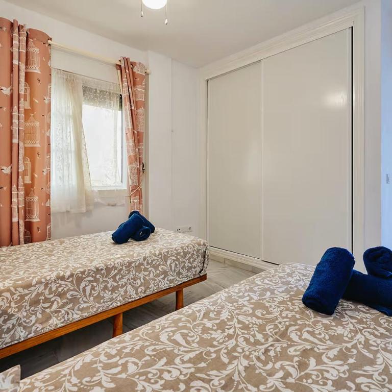 Jardines Beach Front - Two-Bedroom Apartment with Sea View - 25
