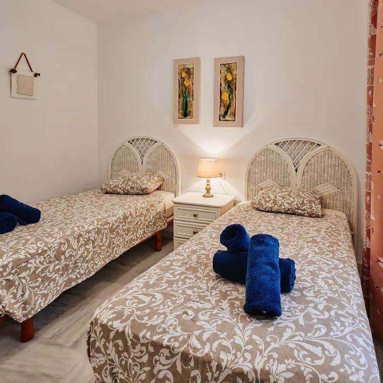 Jardines Beach Front - Two-Bedroom Apartment with Sea View - 23