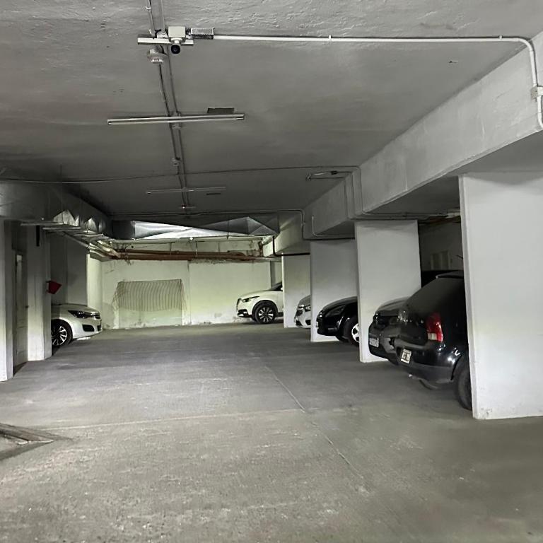 Urban Alberdi Dpto con cochera, pileta y seguridad 24 hs - Apartamento de 1 dormitorio - 31