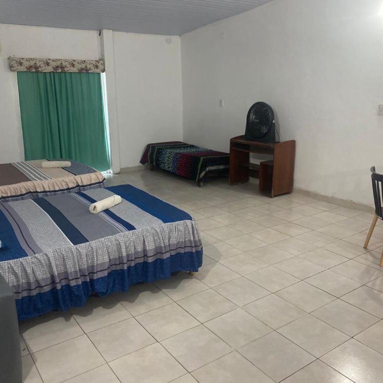 Delpon 2 - Two-Bedroom Apartment - 3