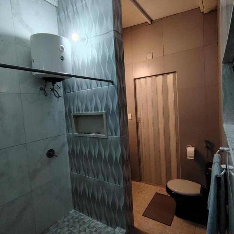 Habitación con patio pequeño a 5 min del Aeropuerto - Apartamento de 1 dormitorio - 9