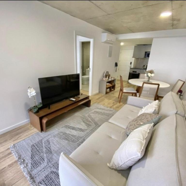 Modern beachfront apartment with pool - One-Bedroom Apartment - 1