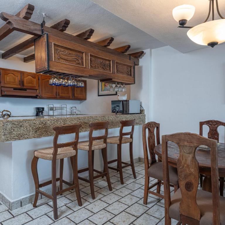 2BR Oceanside Resort Condo Pool & Private Beach - Apartamento de 2 dormitorios - Frente al océano - 7
