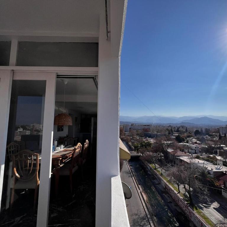 Depto Familiar, 3 Hab - 2 Balcones - Vista a las Montañas - Apartamento de 3 dormitorios Premium - 6