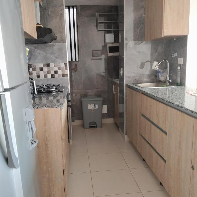 Excelente vista, Bello horizonte plaza, piso 12 - Apartamento de 1 dormitorio con balcón y vistas al mar - 32
