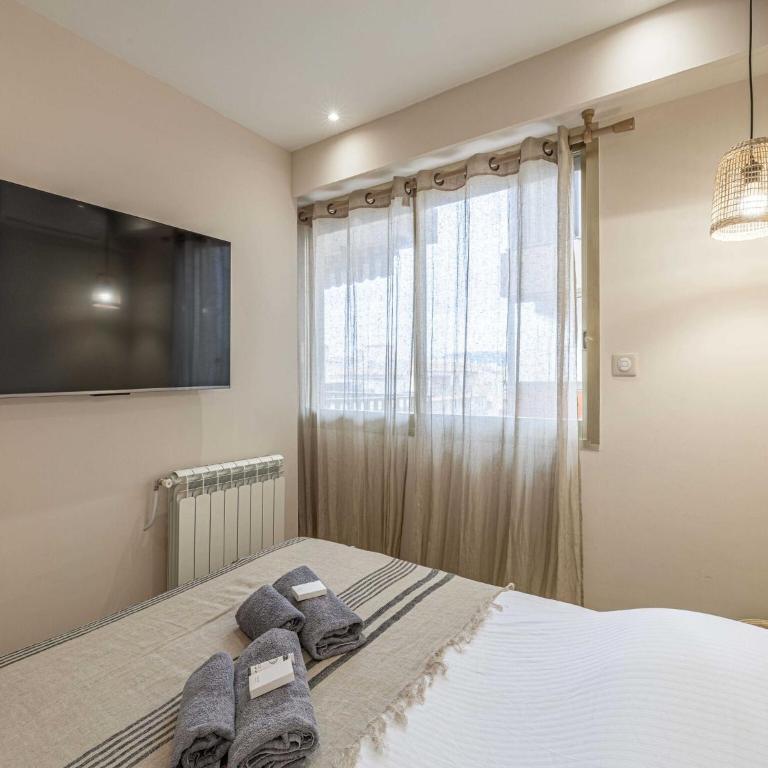 Renovated flat 250m from the beach - Town centre - 2BR 6p - Apartment mit 2 Schlafzimmern - 9