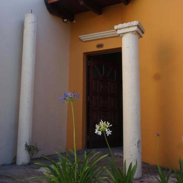 Con alma de Paraná, patio y estacionamiento propio - Two-Bedroom House - 34